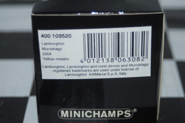 Minichamps lamborghini murcielago 2004 in yellow metallic 1:43 400 103520