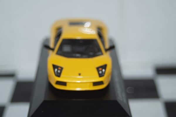 Minichamps lamborghini murcielago 2004 in yellow metallic 1:43 400 103520