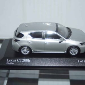 Minichamps lexus ct200h 2011 in silver 1:43 ref 410 166001