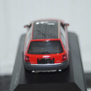 Minichamps audi allroad quattro 2001 in red with black roof 1:43 ref 430 010015