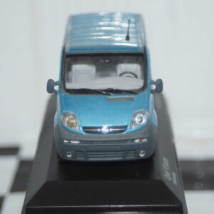 Minichamps opel vivaro break in blue 1:43 430 040511