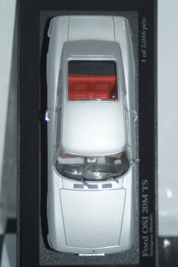 Minichamps smart roadster 2003 in grey 1:43 ref 400 032131
