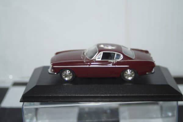 Minichamps volvo p 1800 s coupe 1969 in dark red 1:43 ref 430 171680