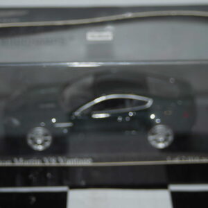 Minichamps aston martin v8 vantage 2005 in green 1:43 400 137424