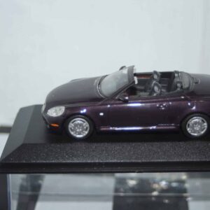 Minichamps lexus sc 430 2001 purple metallic, 400 166132 1:43