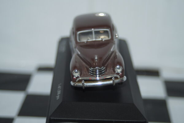 Minichamps opel kapitan 1951 in brown 1:43 430 043307