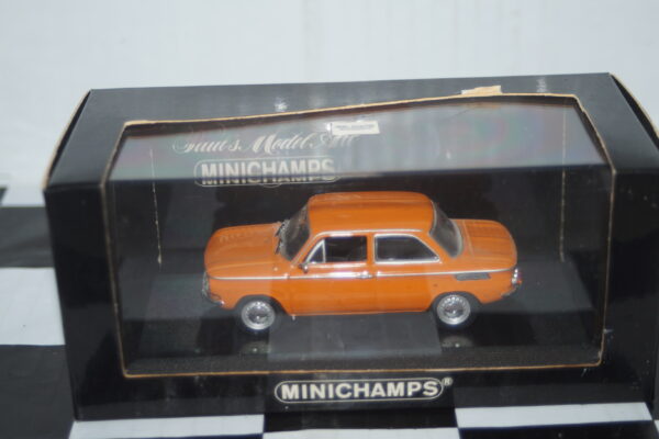 Minichamps nsu tt saloon 1967-72 orange in 1:43 430 015300