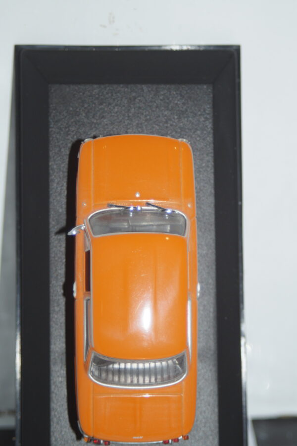 Minichamps nsu tt saloon 1967-72 orange in 1:43 430 015300