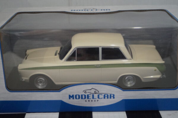 Model car group ford cortina (lotus) mk1 in white ref mcg18434 in 1:18th