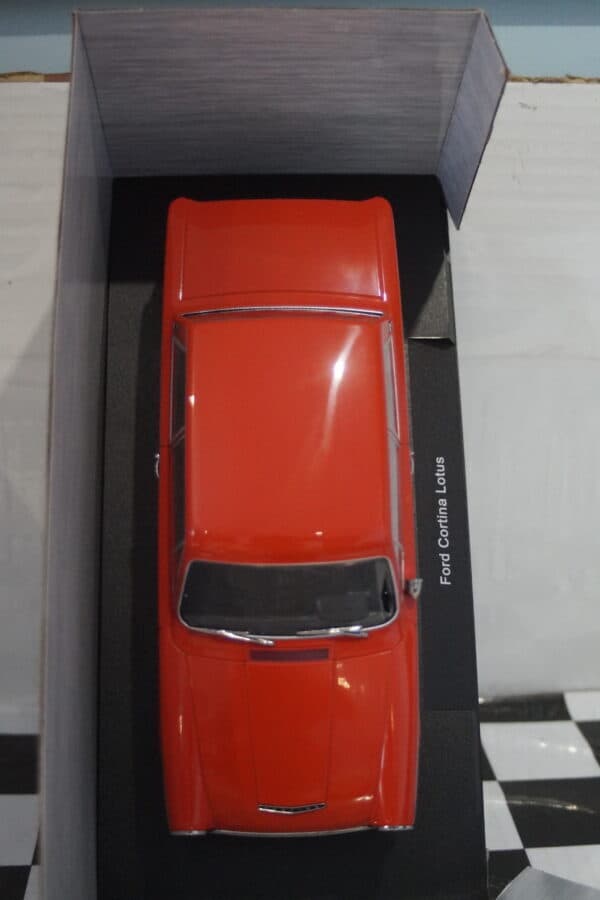 Model car group ford cortina (lotus) mk1 in red ref mcg18532 in 1:18th