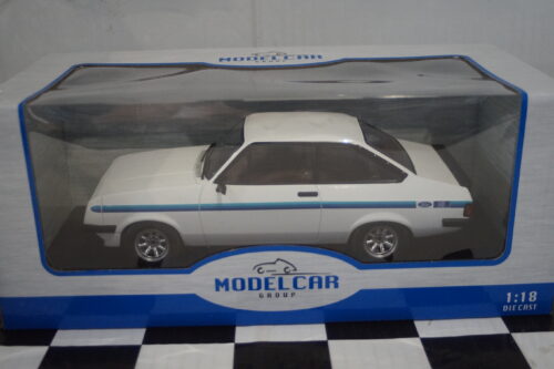 Model car group ford escort mk2 rs2000 in white mcg18439