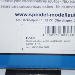 Model car group vauxhall cavalier sri 1981 in white ref mcg18582 1:18th