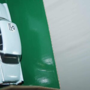 Vanguards vauxhall cresta phillip island 1960 f.coad 1/43 diecast va06405