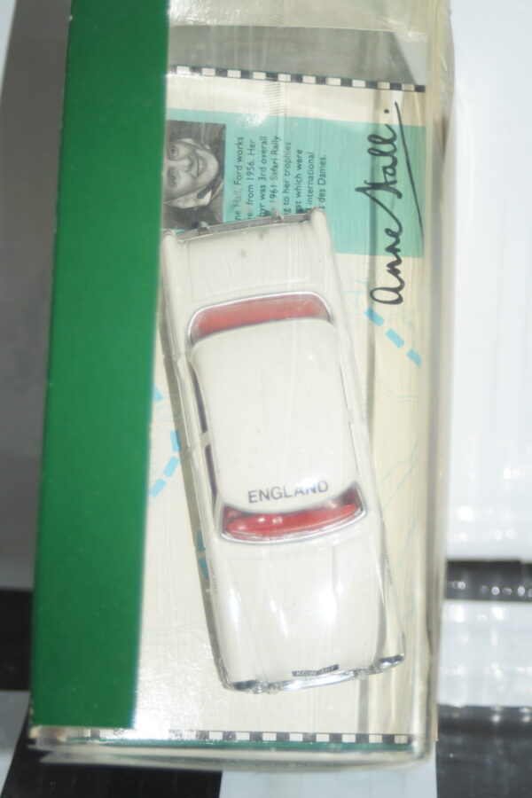 Corgi ford zephyr classic models with ref 96721 1/36th