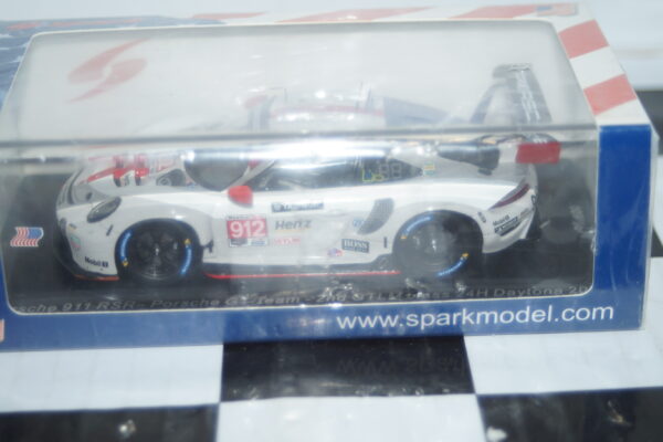 Spark porsche 911 rsr gt team 24h daytona 2021 1:43 resin us121