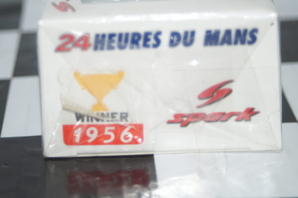 Spark jaguar d type winner 24h le mans 1956 1:43 ref 43lm56
