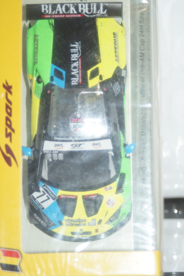 Spark lamborghini huracan winner spas 2020 1:43 ref sb381