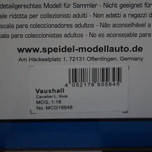 Model car group vauxhall cavalier gl 1981 rhd in blue mcg18648 1:18th