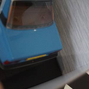 Model car group vauxhall cavalier gl 1981 rhd in blue mcg18648 1:18th