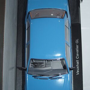 Model car group vauxhall cavalier gl 1981 rhd in blue mcg18648 1:18th