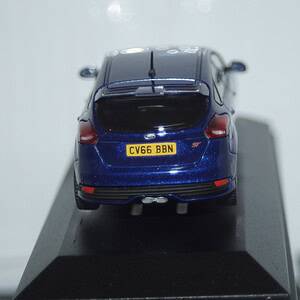 Vanguards ford focus mk3 st blue 1/43 ref va15307