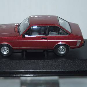 Vanguards ford escort mk2 1300 sport red 1/43 ref va12623