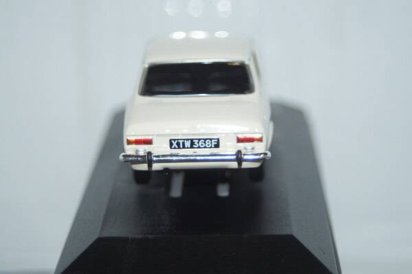 Vanguards ford escort mk1 twin-cam white 1/43 ref va09532