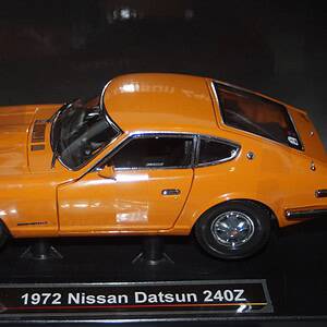 Sunstar nissan datsun 240z from 1972 in orange ref 3511