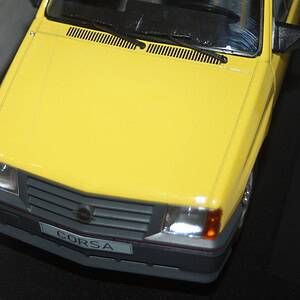 Model car group opel corsa a sr / nova in yellow mcg18431 1:18th