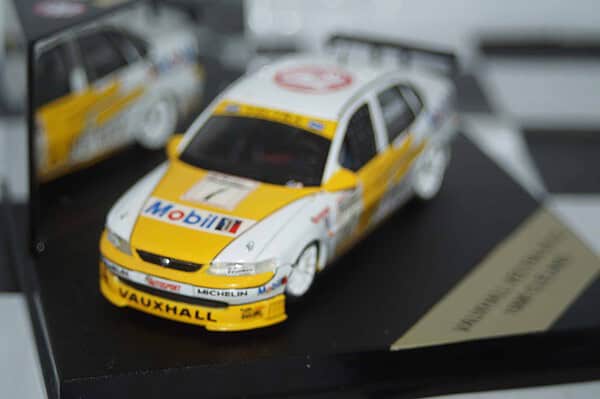 Onyx vauxhall vectra btcc 1996 cleland 1:43 vauxhall issue