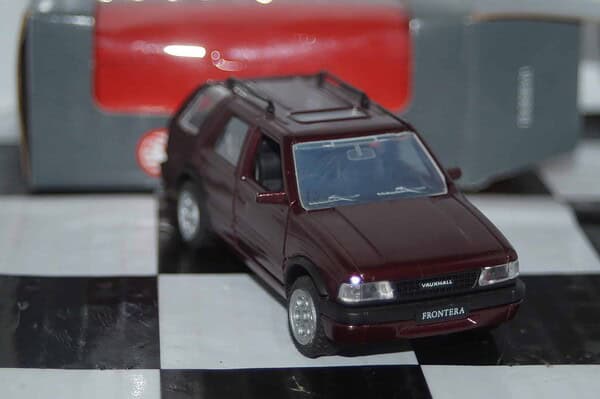 Gama vauxhall frontera lwb maroon 1004 in vauxhall box  in 1:43 scale