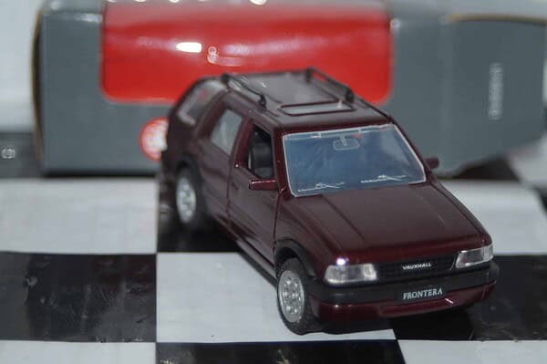 Gama vauxhall frontera lwb maroon 1004 in vauxhall box  in 1:43 scale