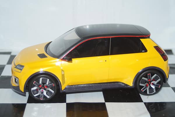 Otto renault 5 e-tech electric prototype 1/18 resin ot406