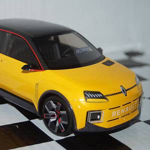 Otto renault 5 e-tech electric prototype 1/18 resin ot406