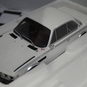 Otto bmw 3.0 csl white 1972 1:18 ot1145