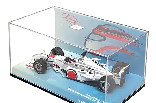 Minichamps b.a.r honda 002 barcelona dec 18th 2000 t.sato 518 004399 in 1:43