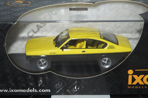 Ixo opel kadett  gt/e 1977 yellow/black diecast 1:43 clc065