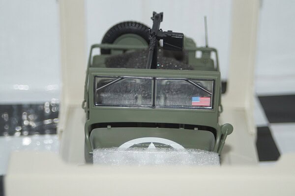 Norev willys jeep army 1944 d-day green 1:18 scale 189016