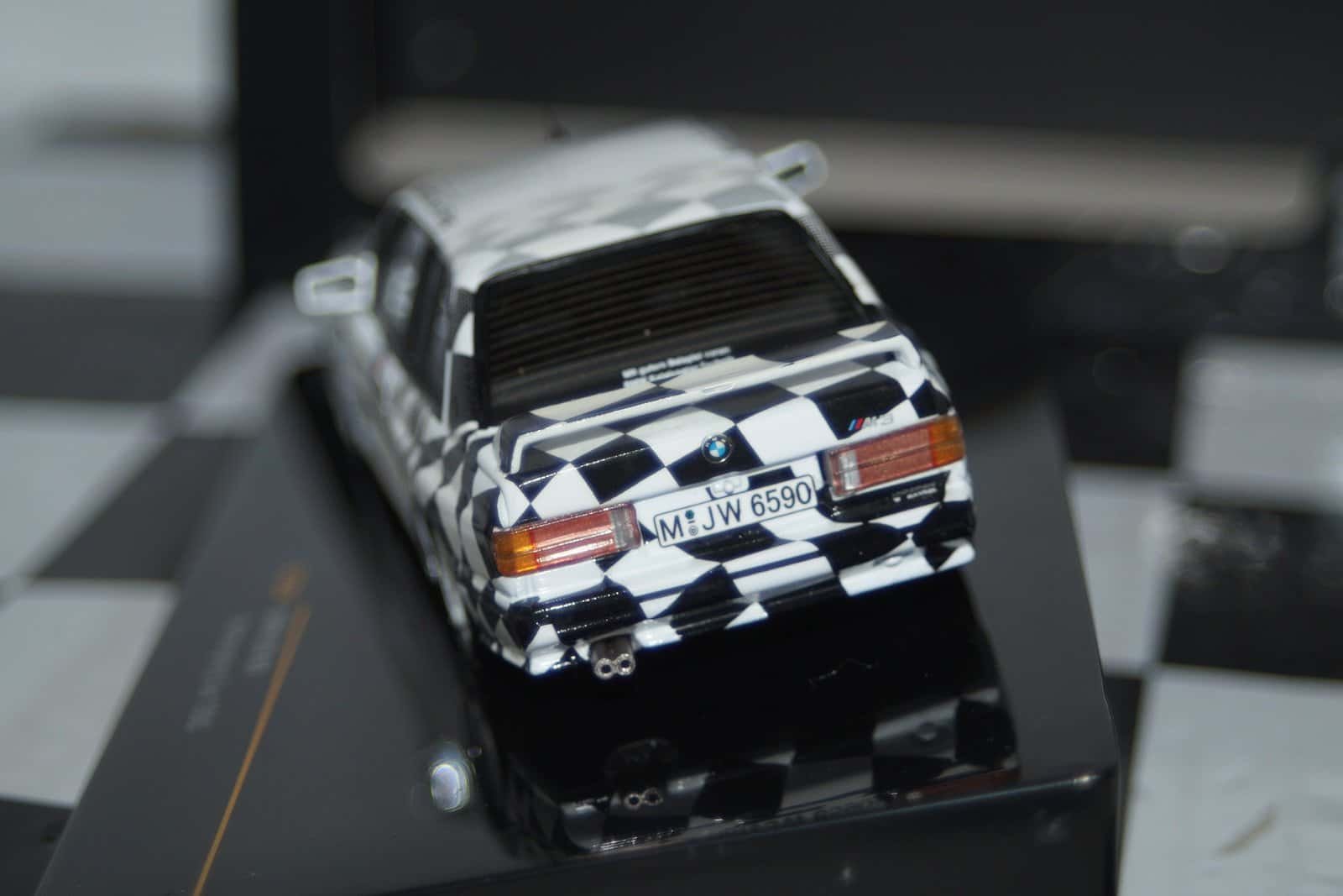 Ixo bmw e30 m3 nurbugring taxi 1990 1:43 diecast clc234