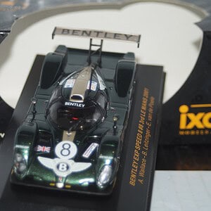 Ixo bentley speed 8 le mans 2001 1:43 lmm029
