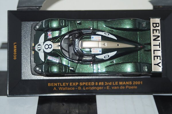 Ixo bentley speed 8 le mans 2001 1:43 lmm029