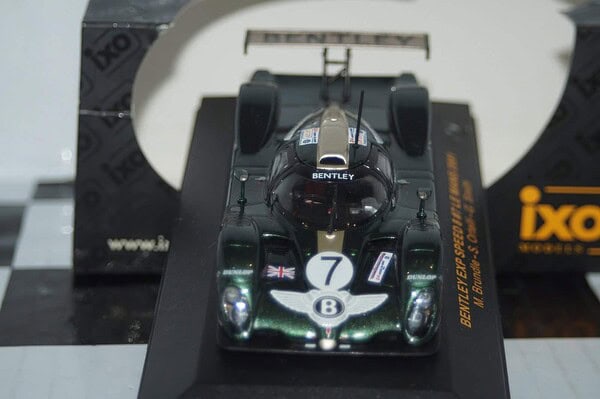 Ixo bentley speed 8 le mans 2001 1:43 lmm029