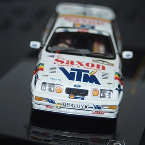 Ixo ford sierra rs cosworth d`ypres rally 1990, colin mcrae rac213