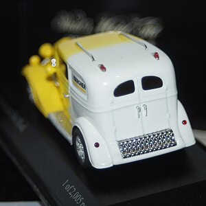 Minichamps american hot rod "karcher" in yellow/white 400 142262 1:43