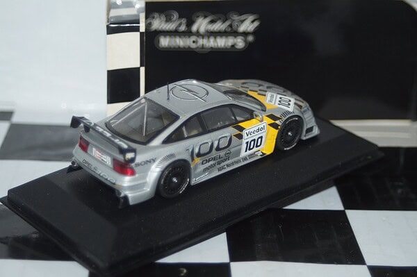 Minichamps opel calibra dtm 1994 joest racing k.rosberg 1:43 430 994106