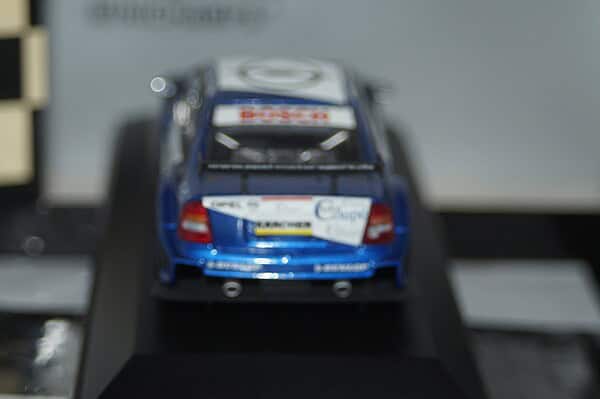 Minichamps opel v8 coupe scheider dtm 2000 1:43rd 400 004817