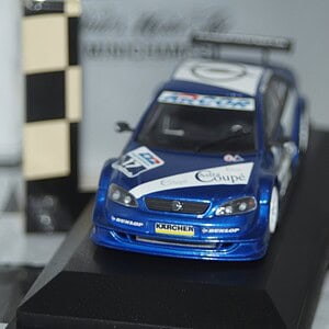 Minichamps opel v8 coupe scheider dtm 2000 1:43rd 400 004817