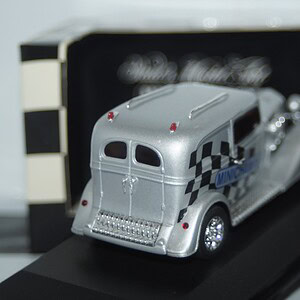 Minichamps american hot rod london toy fair ltd edition 1 of 240 in 1:43
