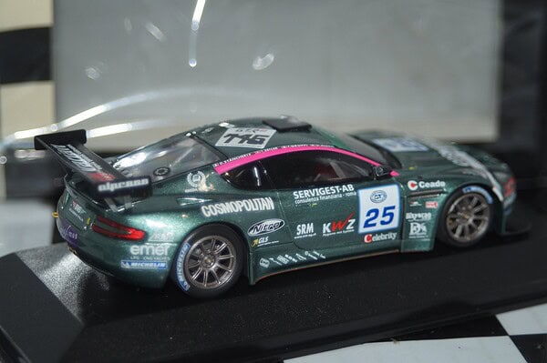 Minichamps aston martin dbrs9 gt3 spa 06 groppi 1:43 400061325