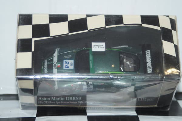 Minichamps aston martin dbrs9 gt3 spa 06 groppi 1:43 400061324